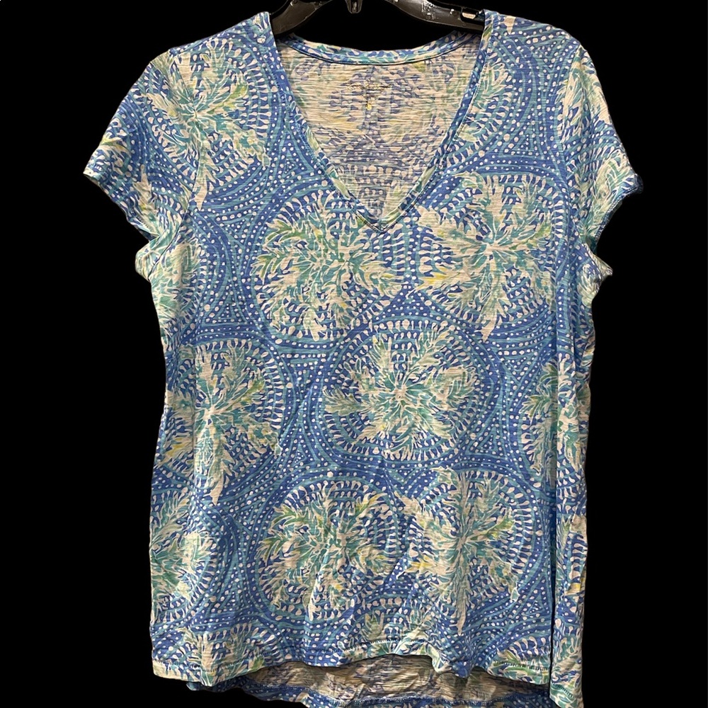 Lilly Pulitzer Etta Vneck Palm print T shirt Size L